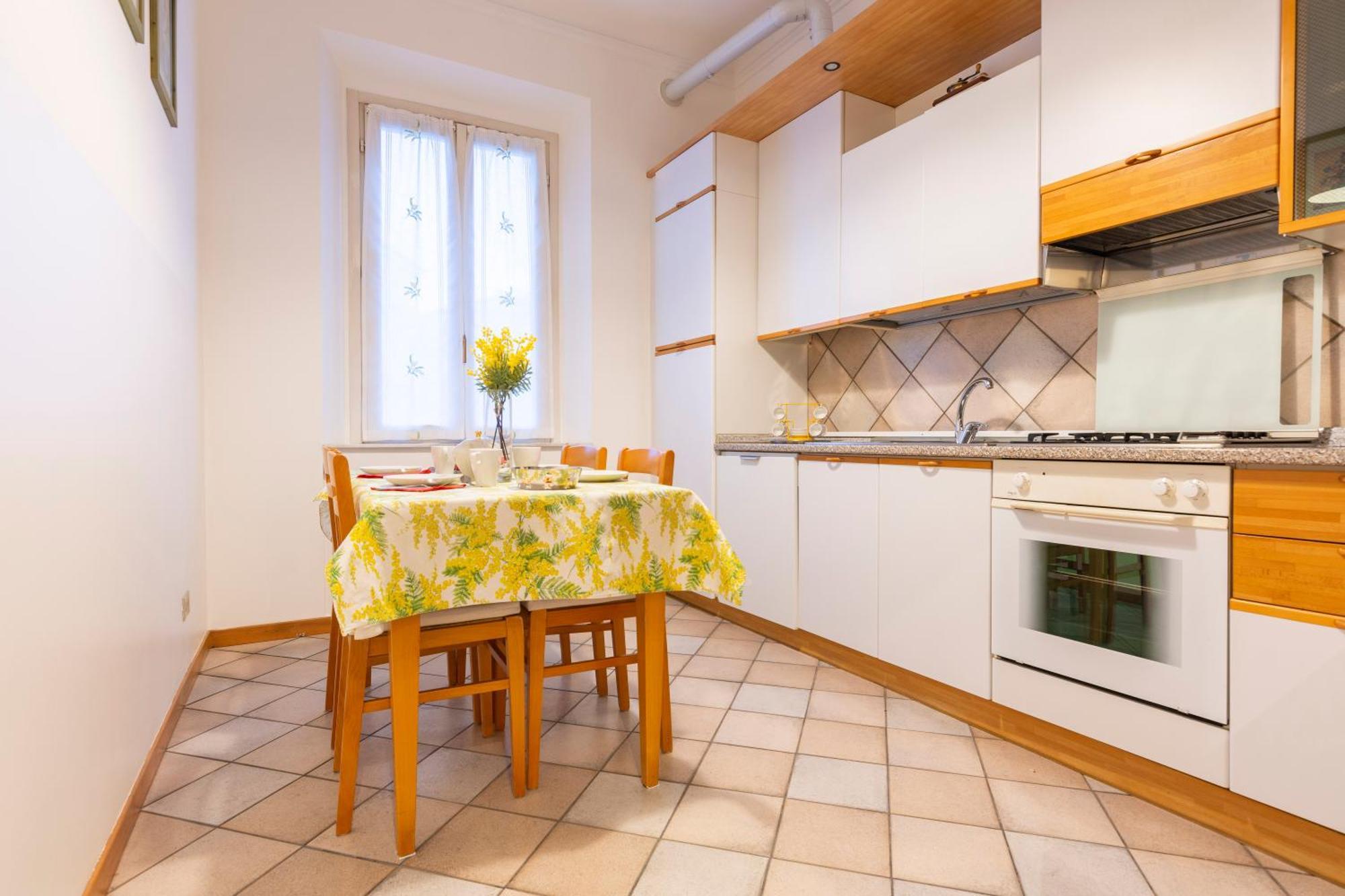 Caseospitali - Casa Mimosa Perfect For Family Or Groups Up To 5 Milano Exteriör bild